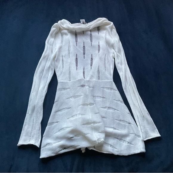 Jarbo Loose‎ Knit Cardigan - Picture 3 of 4